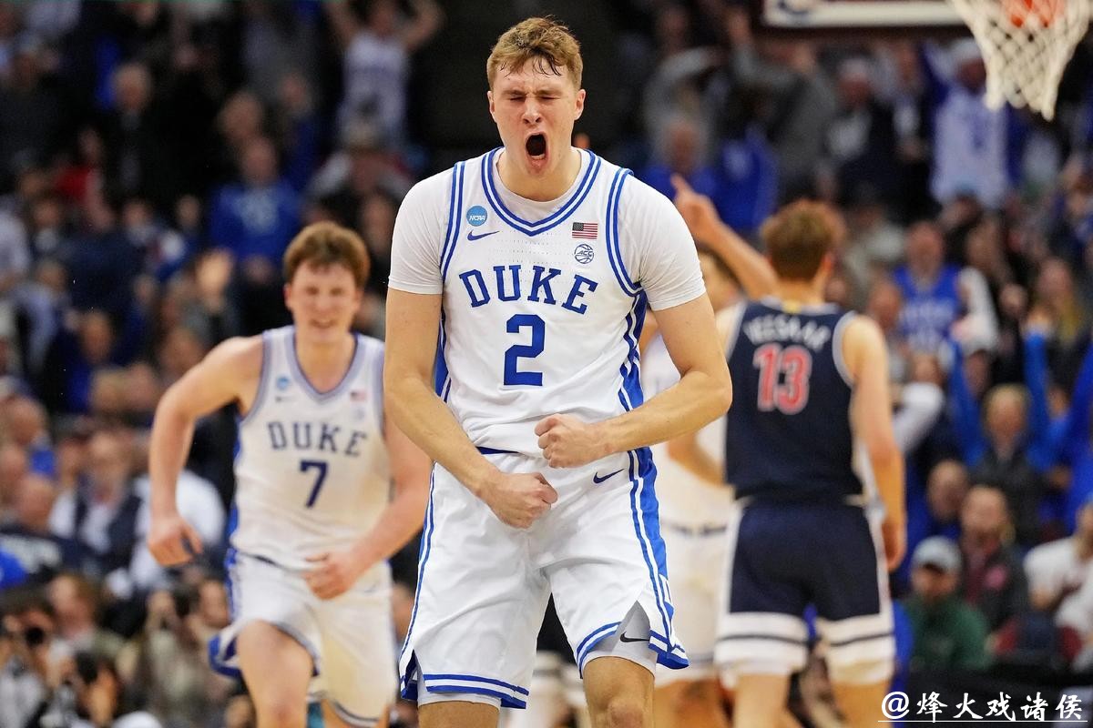 库珀·弗拉格险三双!独行侠大胜掘金 库珀·弗拉格险三双!独行侠大胜掘金